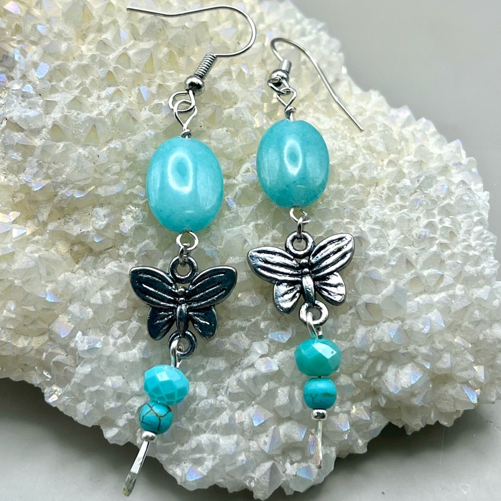 Aventurine and Butterfly Drop Earrings Silver Tone/Boho Fairycore Dangles - Picture 2 of 3